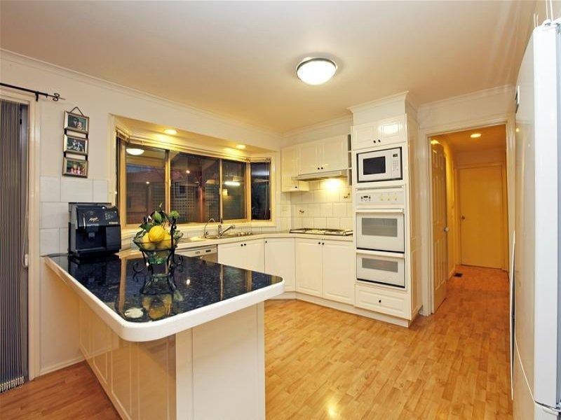 1 Charlotte Road, Mill Park VIC 3082