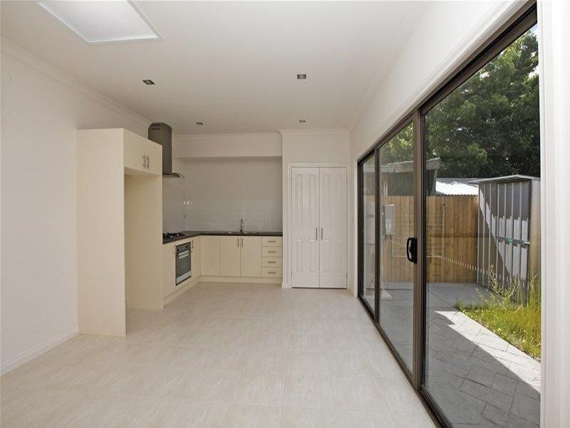 19 Poplar Street, Thomastown VIC 3074