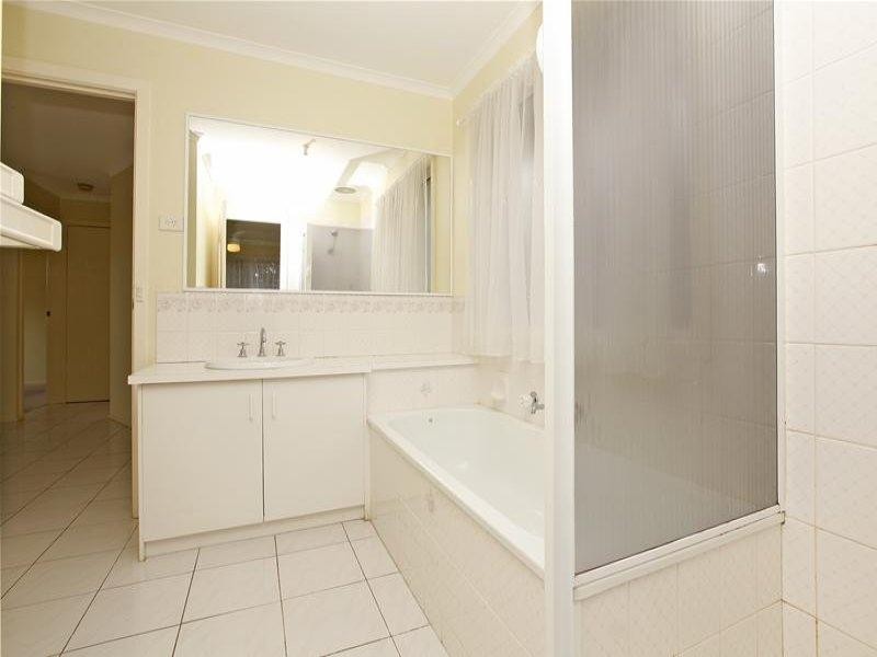 255 Betula Avenue, Mill Park VIC 3082