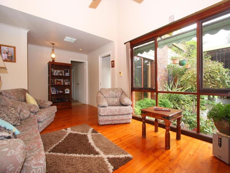 15 Sharman Court, Bundoora VIC 3083