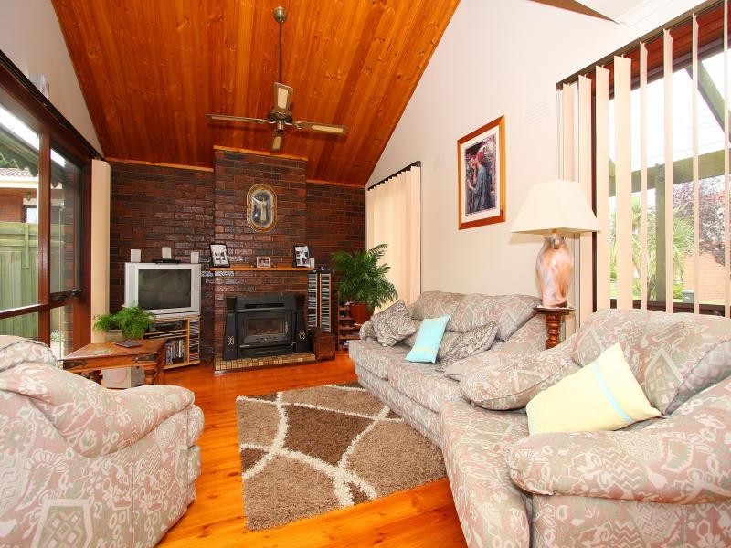 15 Sharman Court, Bundoora VIC 3083