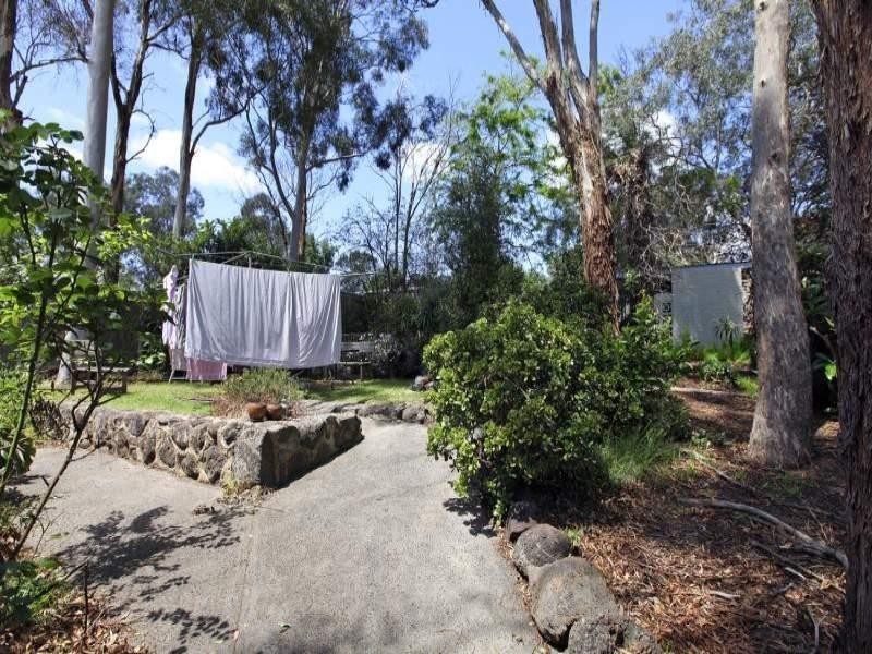54 Kirwana Grove, Montmorency VIC 3094