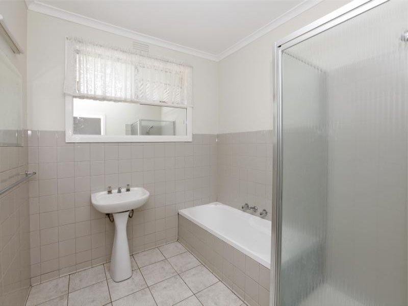 42 Jacqueline Road, Bundoora VIC 3083