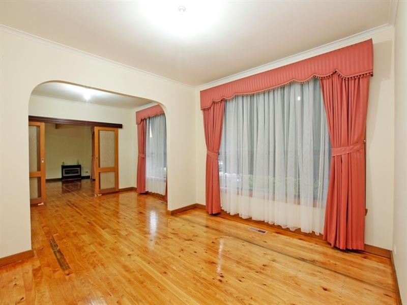 43 Greenhills Road, Bundoora VIC 3083