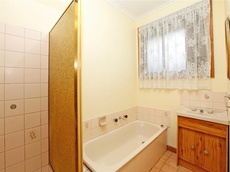 43 Greenhills Road, Bundoora VIC 3083