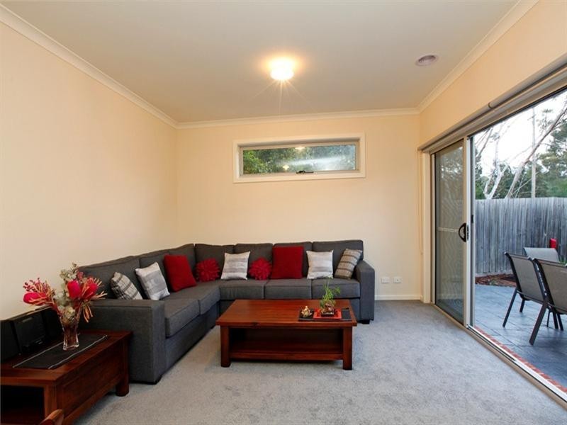 2/7 Studley Court, Mill Park VIC 3082
