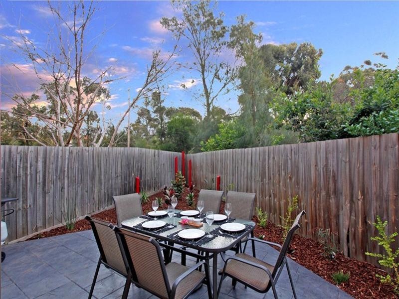 2/7 Studley Court, Mill Park VIC 3082