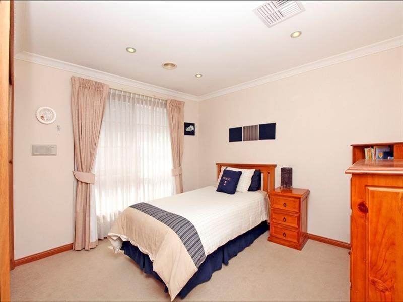 5 Parfrey Avenue, Lalor VIC 3075