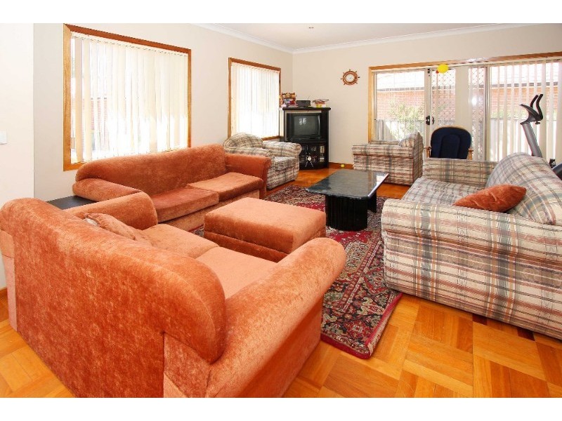 3/1 Morang Drive, Mill Park VIC 3082