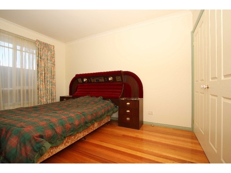 20 Bradshaw Street, Kingsbury VIC 3083