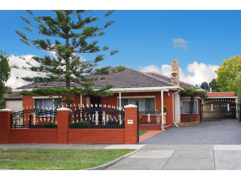 20 McCasker Avenue, Reservoir VIC 3073