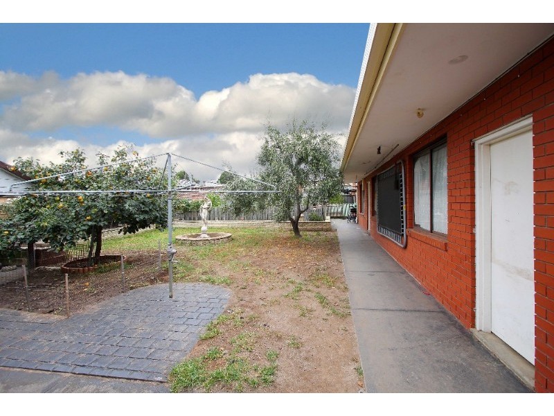 20 McCasker Avenue, Reservoir VIC 3073