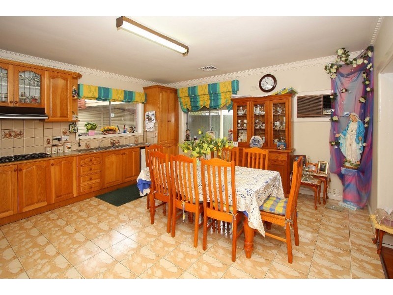 20 McCasker Avenue, Reservoir VIC 3073