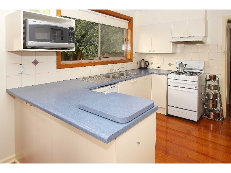 32 Flag Street, Kingsbury VIC 3083