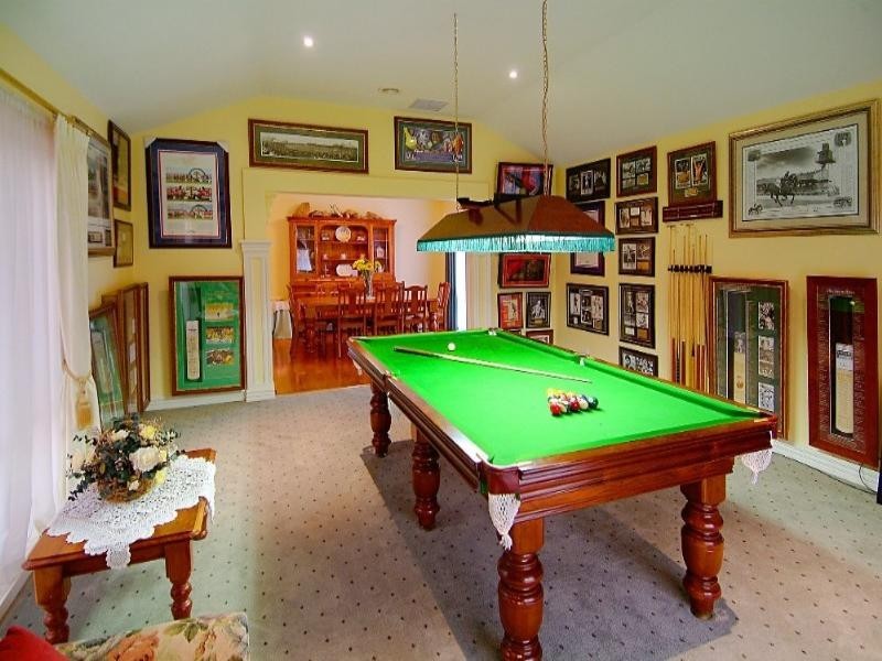 84 Stockdale Way, Mill Park VIC 3082