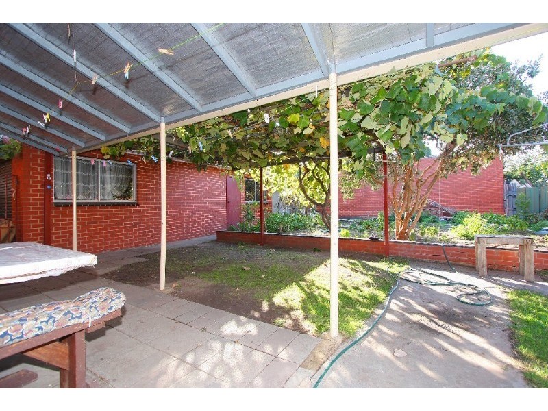 92 Glasgow Avenue, Reservoir VIC 3073