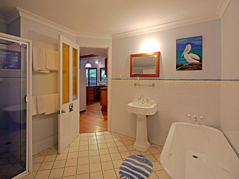 2 Manfred Street, Byron Bay NSW 2481