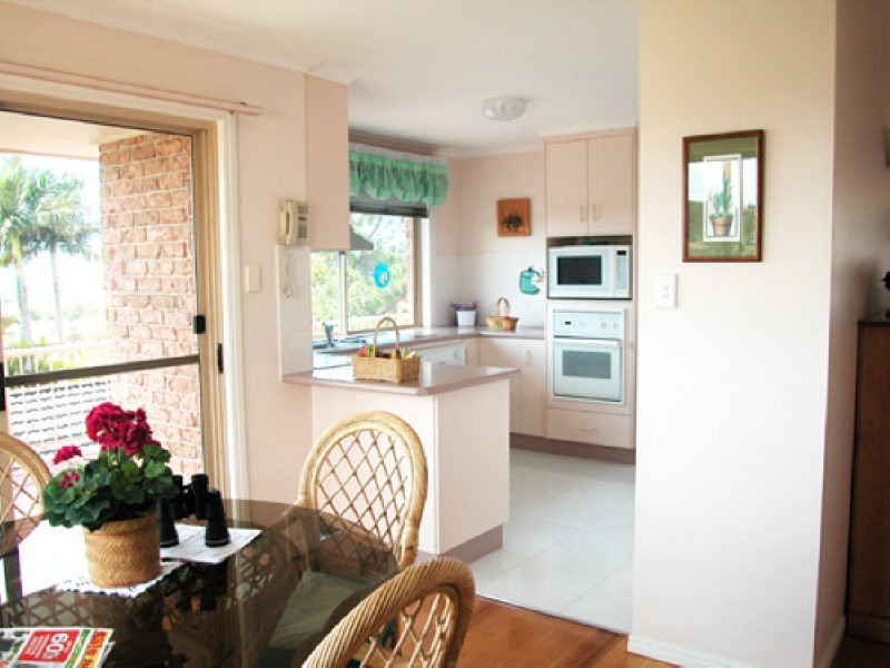 24 Yalla Kool Drive, Ocean Shores NSW 2483