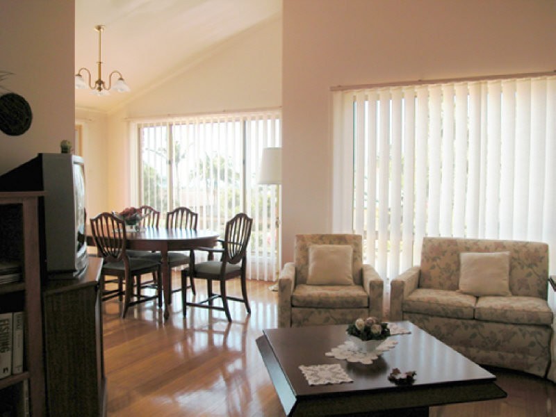 24 Yalla Kool Drive, Ocean Shores NSW 2483