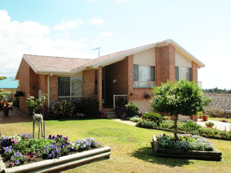 24 Yalla Kool Drive, Ocean Shores NSW 2483