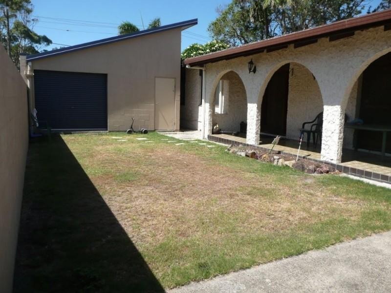 10 Banksia Avenue, Cabarita Beach NSW 2488