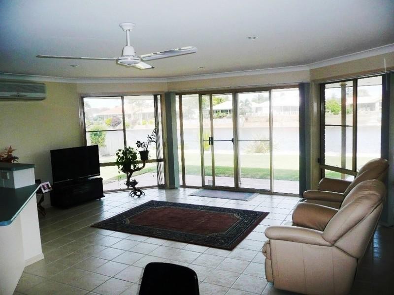 24 Edinburgh Court, Pottsville NSW 2489