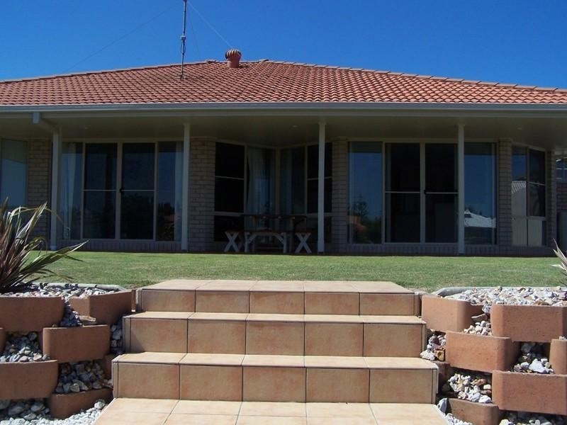 24 Edinburgh Court, Pottsville NSW 2489