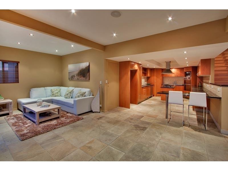9 Peninsula Street, Hastings Point NSW 2489