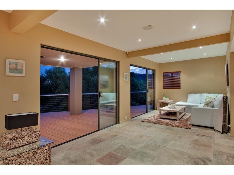 9 Peninsula Street, Hastings Point NSW 2489