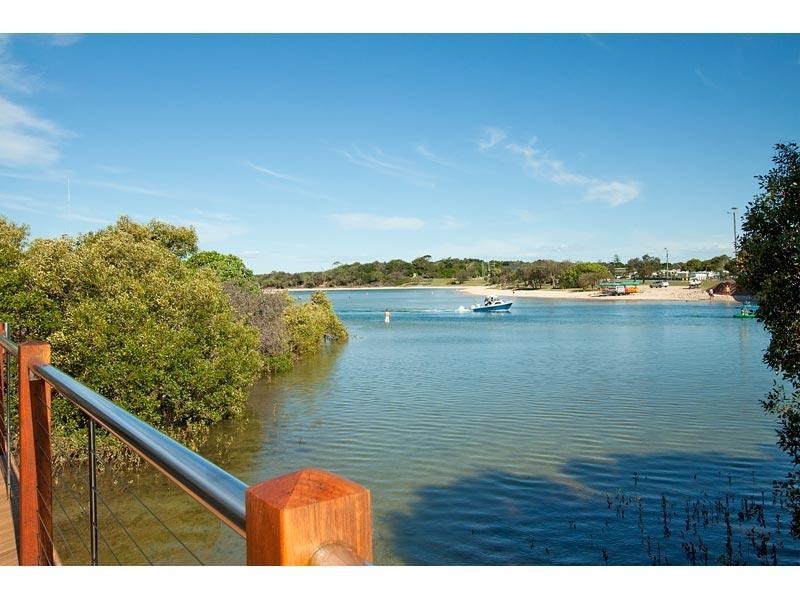 9 Peninsula Street, Hastings Point NSW 2489