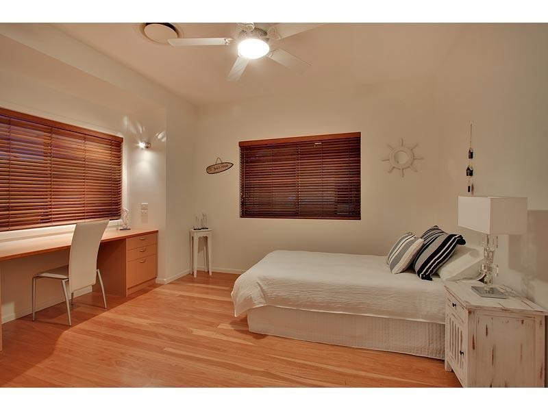 9 Peninsula Street, Hastings Point NSW 2489