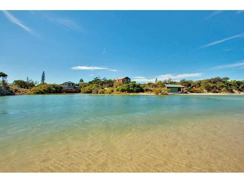 9 Peninsula Street, Hastings Point NSW 2489