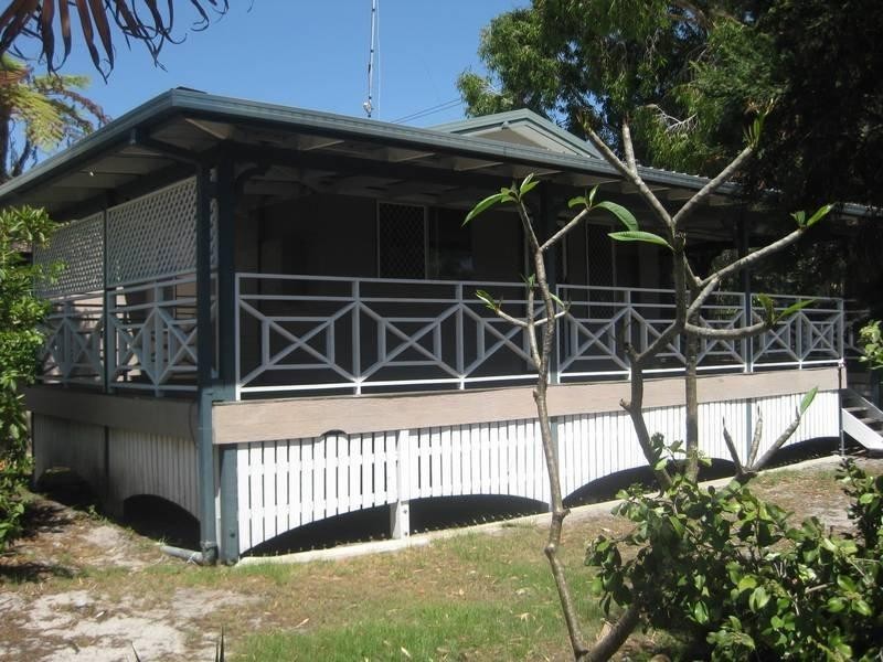 24 Tamarind Avenue, Cabarita Beach NSW 2488