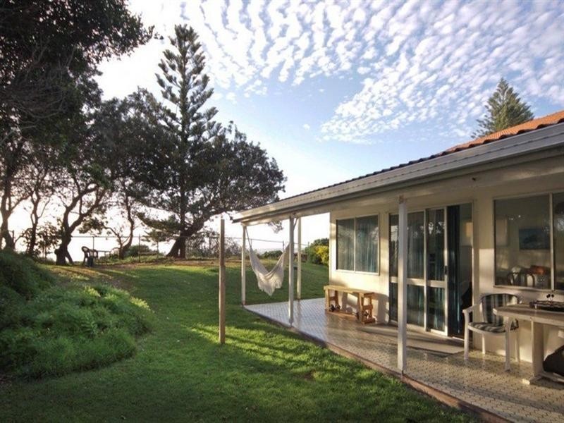 4 Tweed Coast Road, Hastings Point NSW 2489