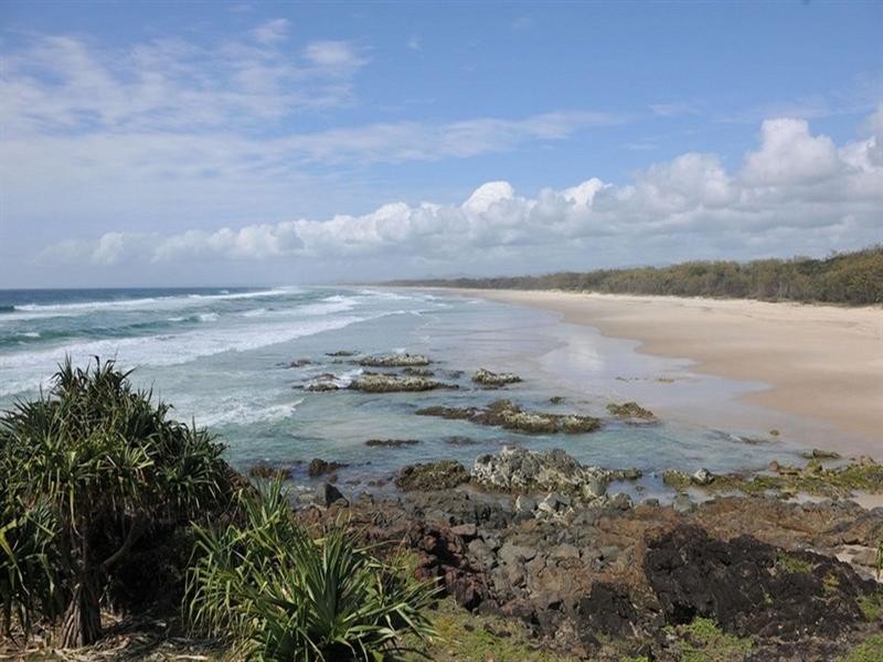 4 Tweed Coast Road, Hastings Point NSW 2489