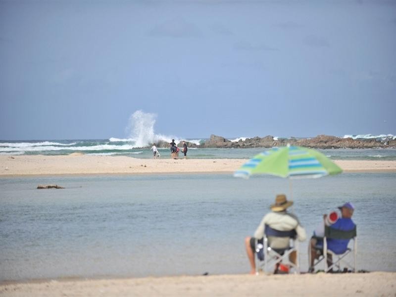 4 Tweed Coast Road, Hastings Point NSW 2489