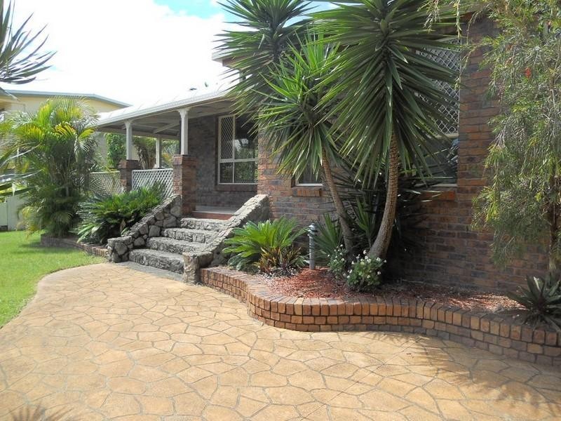 22 Tamarind Avenue, Cabarita Beach NSW 2488