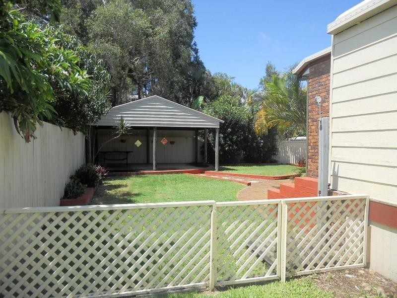 22 Tamarind Avenue, Cabarita Beach NSW 2488