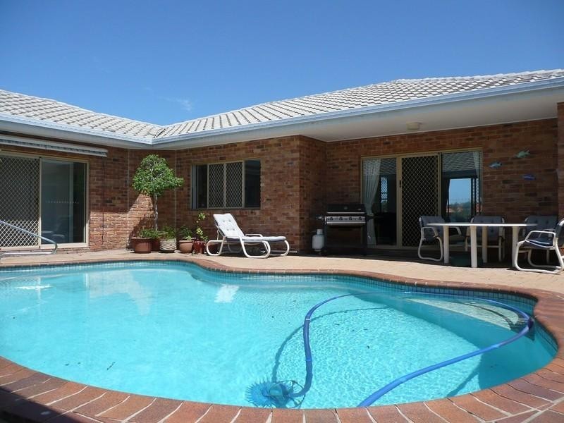 69 Andrew Avenue, Pottsville NSW 2489