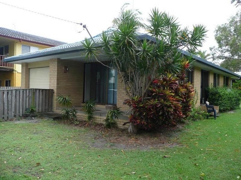 13 Rosewood Avenue, Cabarita Beach NSW 2488