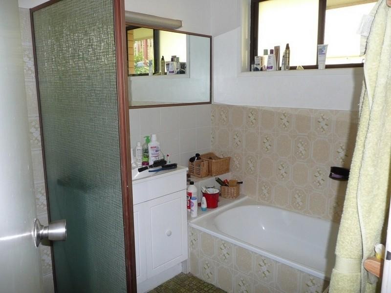 13 Rosewood Avenue, Cabarita Beach NSW 2488