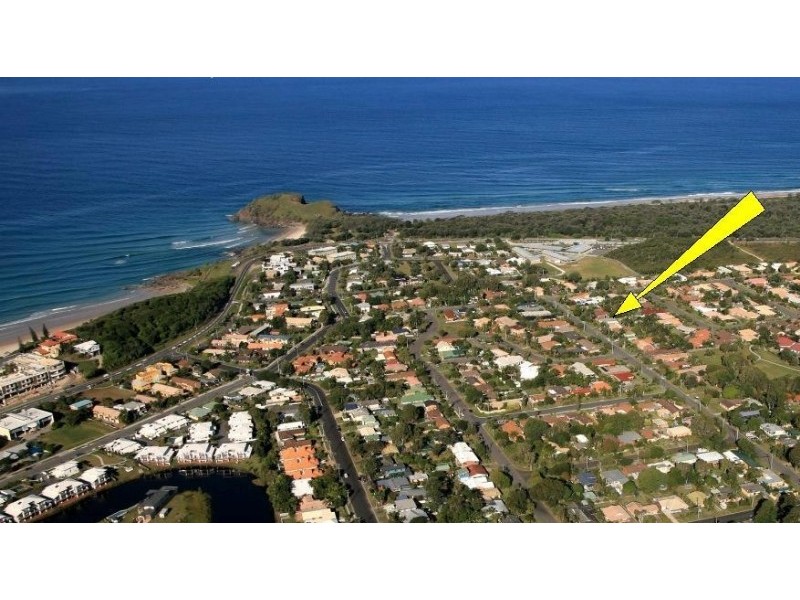 12 Poinciana Avenue, Cabarita Beach NSW 2488