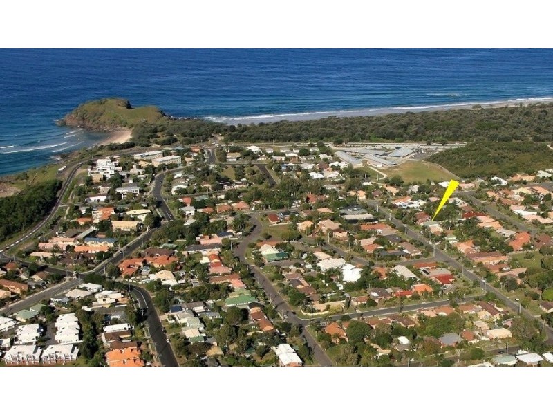 12 Poinciana Avenue, Cabarita Beach NSW 2488