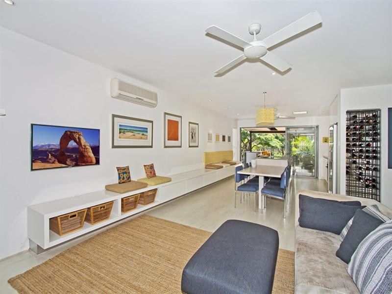 37 Tamarind Avenue, Cabarita Beach NSW 2488