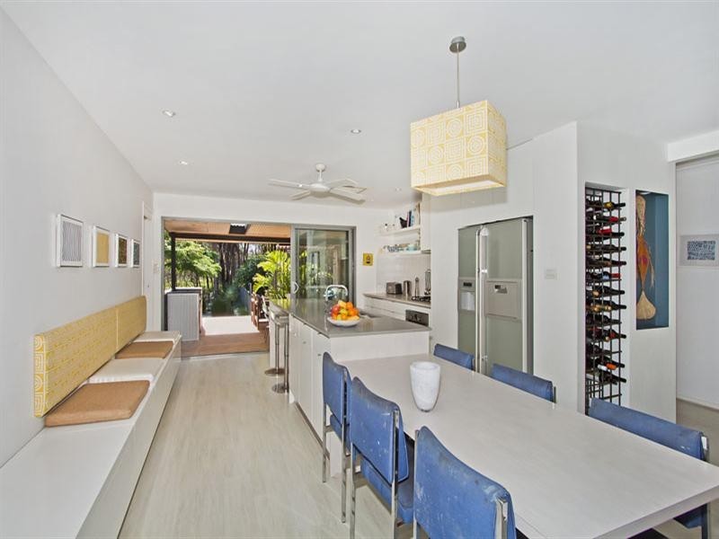37 Tamarind Avenue, Cabarita Beach NSW 2488