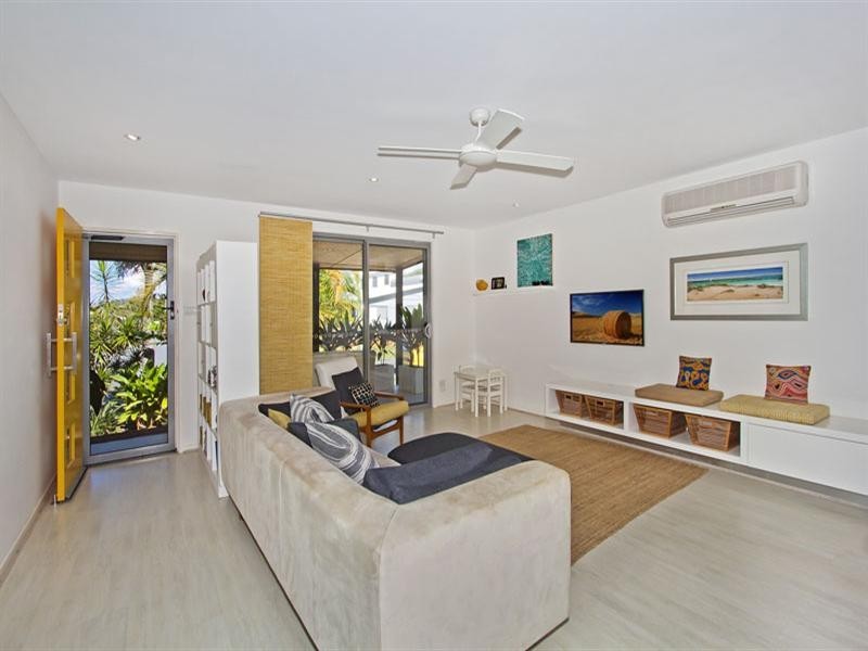37 Tamarind Avenue, Cabarita Beach NSW 2488