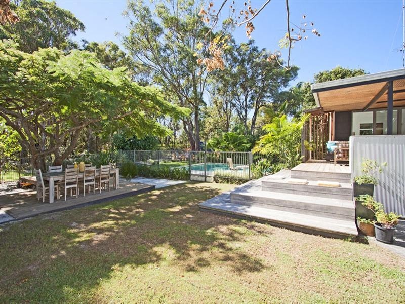 37 Tamarind Avenue, Cabarita Beach NSW 2488