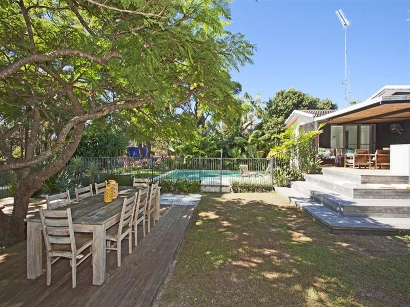 37 Tamarind Avenue, Cabarita Beach NSW 2488