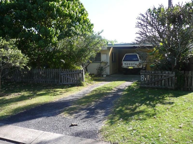 8 Towners Avenue, Cabarita Beach NSW 2488