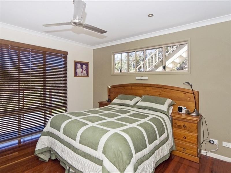 8 Surfside Crescent, Pottsville NSW 2489